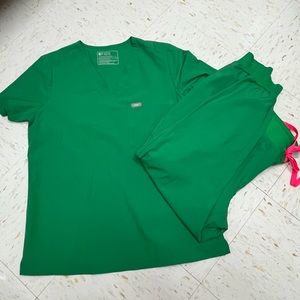 Women Figs Scrub set